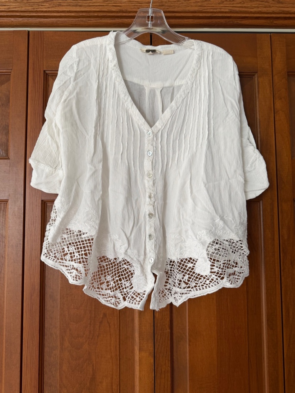 Miss Me White Button-Front Crochet-Hem Blouse